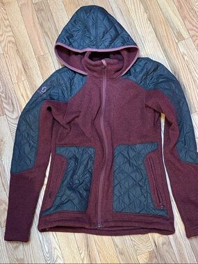 Scott hooded jacket size Small